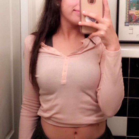 𝐏𝐈𝐍𝐊 𝐋𝐎𝐍𝐆 𝐒𝐋𝐄𝐄𝐕𝐄 𝐂𝐑𝐎𝐏 𝐓𝐎𝐏 - Picture 6 of 6